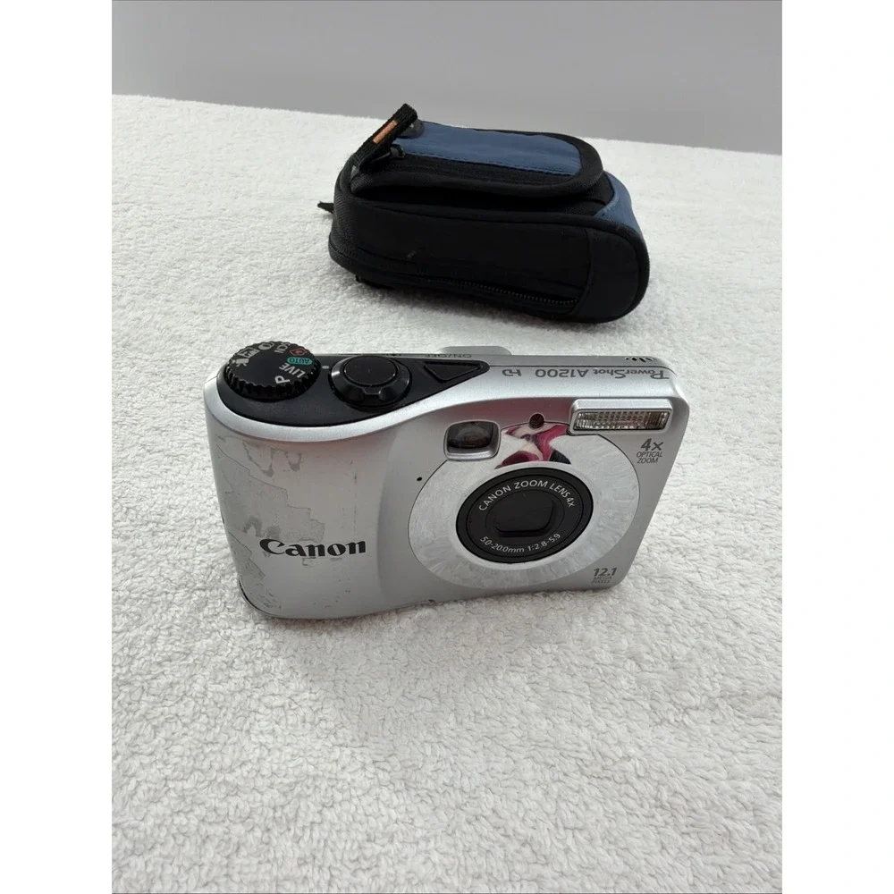 Canon PowerShot A1200 12.1MP Digital Camera - Silver - (For Parts/Repair) & Case